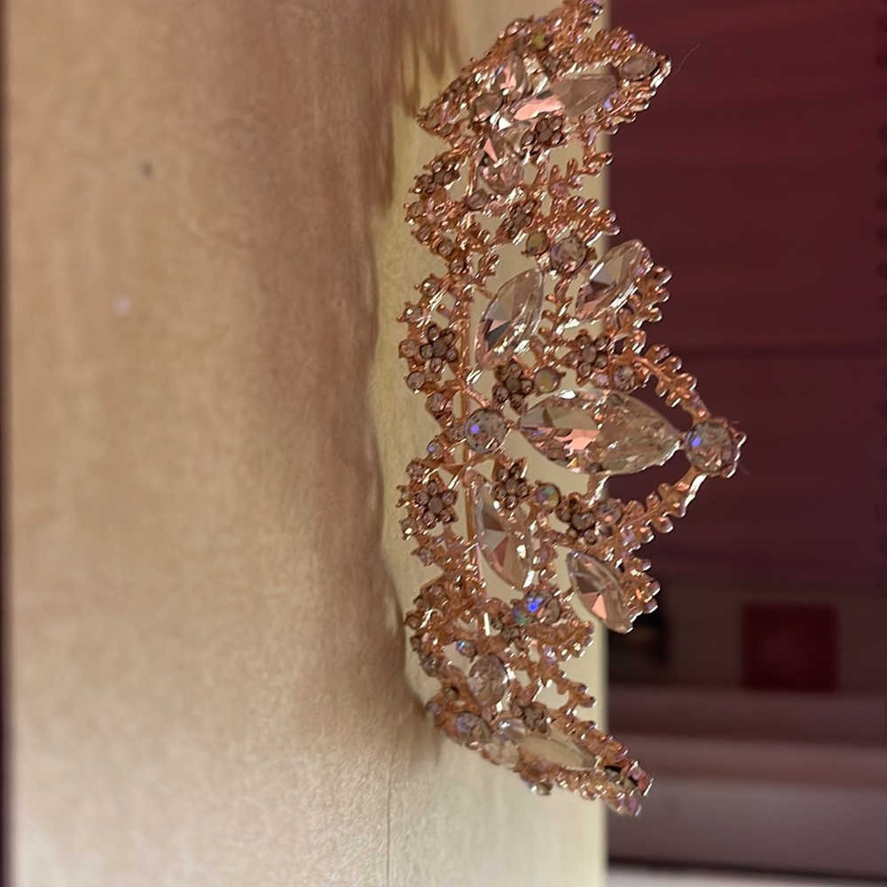 good quality crown for low price